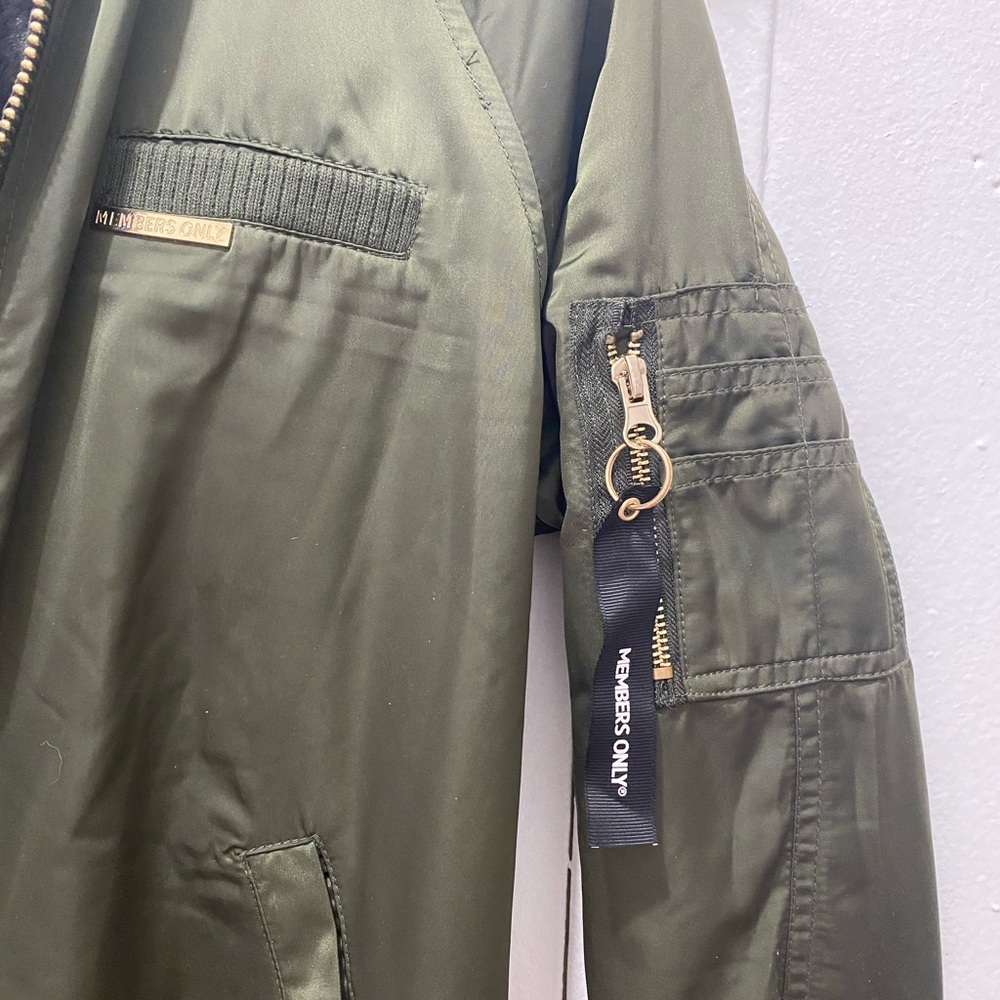 Jacket - Picture 3 of 7